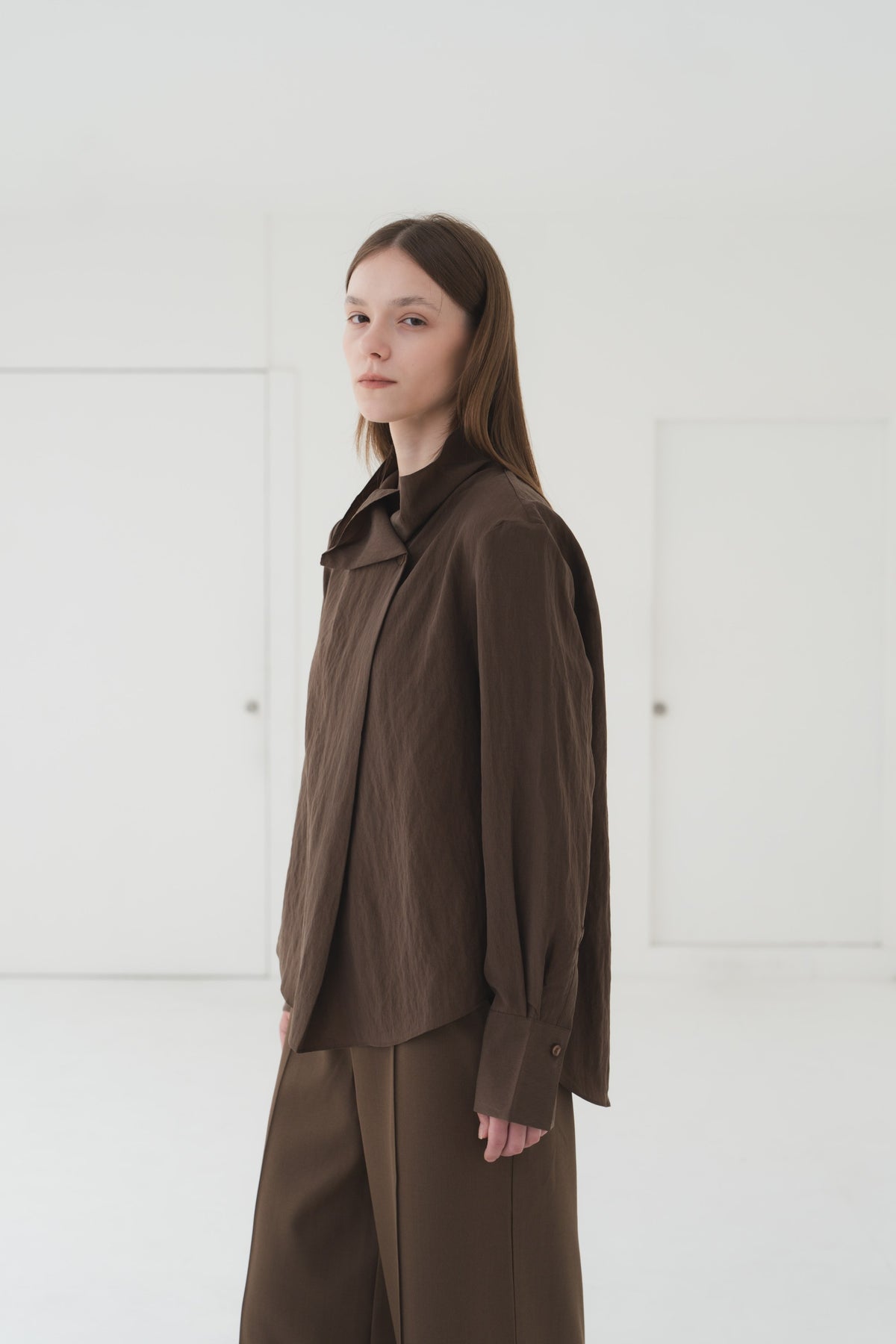Rowan Top in Brown — Off-Duty Suiting by Florenco